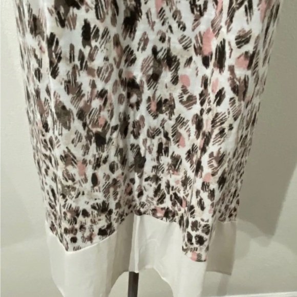 Leopard Print Maurices high low tunic, top blouse women’s small sleeveless - Picture 4 of 11